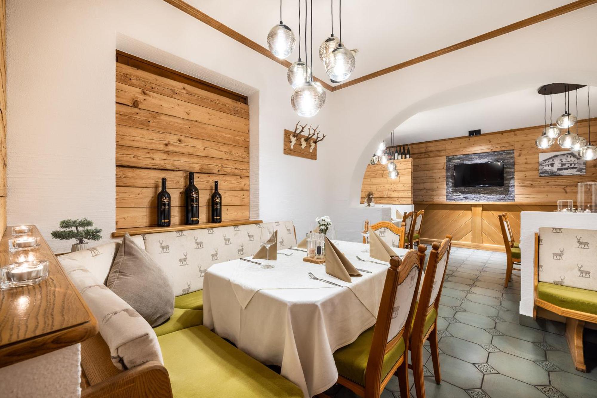 Hotel Hubertus Sankt Johann im Pongau Ngoại thất bức ảnh